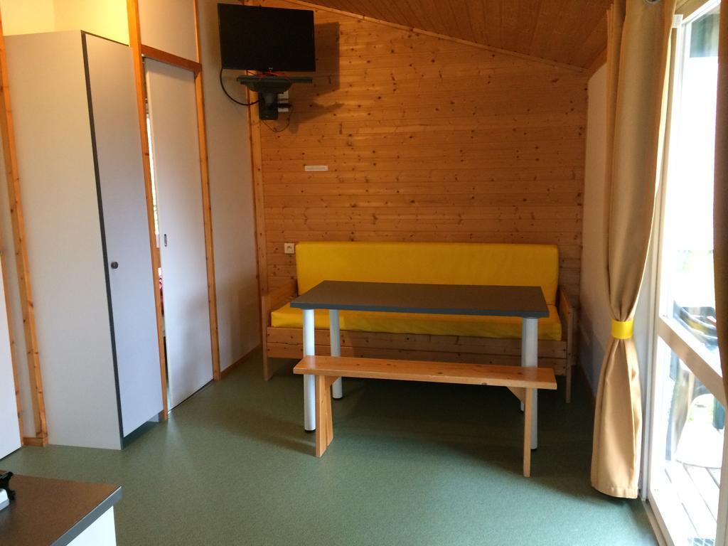 Camping Les Lupins Seppois-le-Bas Esterno foto